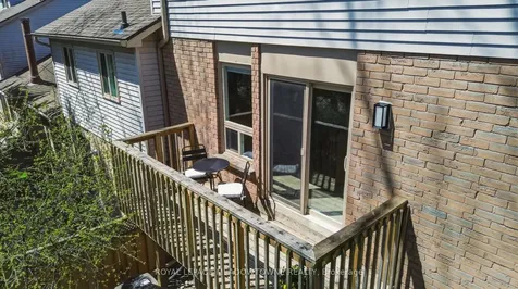 2272 Mowat Avenue Oakville ON L6H 5L8