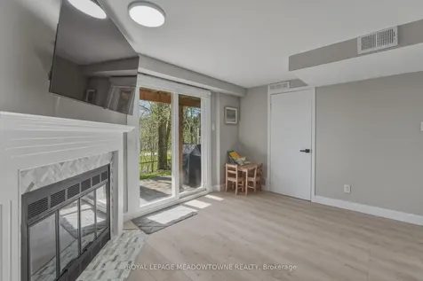 2272 Mowat Avenue Oakville ON L6H 5L8