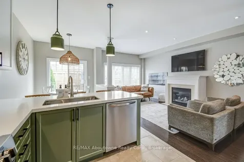2454 Greenwich Drive Oakville ON L6M 0R8