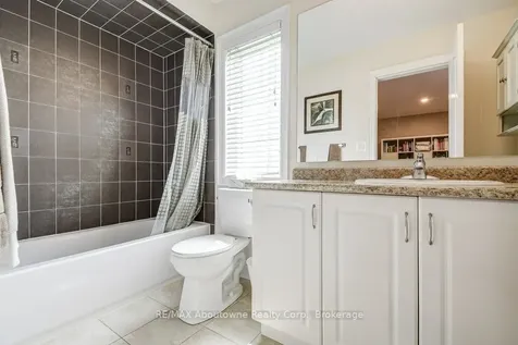 2454 Greenwich Drive Oakville ON L6M 0R8