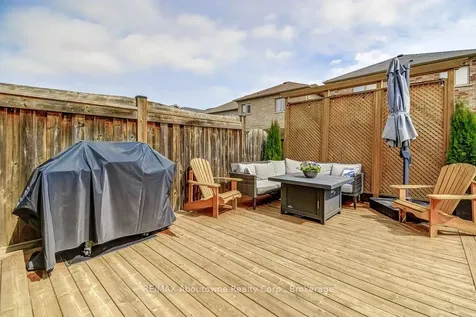 2454 Greenwich Drive Oakville ON L6M 0R8