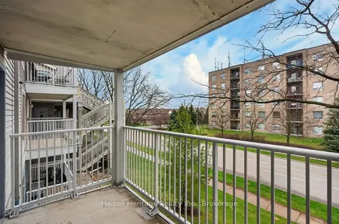 2010 Cleaver Avenue Burlington ON L7M 4C1