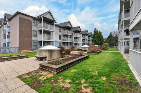 2010 Cleaver Avenue Burlington ON L7M 4C1