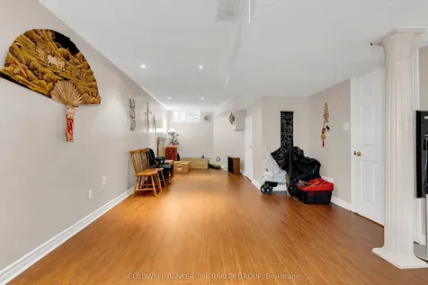 112 Cresthaven Road Brampton ON L7A 1H8