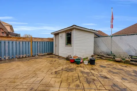 112 Cresthaven Road Brampton ON L7A 1H8
