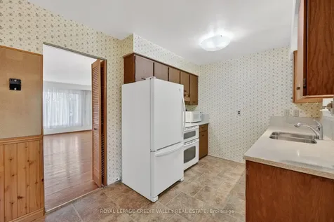 20 Willis Drive Brampton ON L6W 1A9