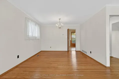 20 Willis Drive Brampton ON L6W 1A9