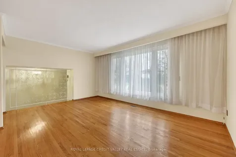 20 Willis Drive Brampton ON L6W 1A9