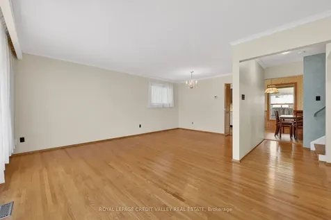 20 Willis Drive Brampton ON L6W 1A9
