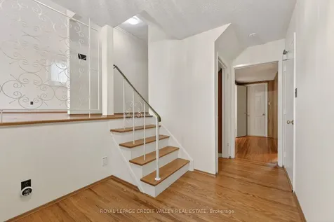 20 Willis Drive Brampton ON L6W 1A9