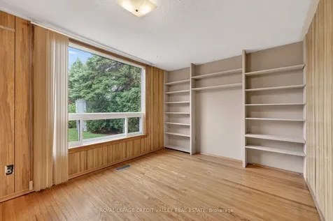 20 Willis Drive Brampton ON L6W 1A9