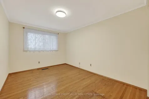 20 Willis Drive Brampton ON L6W 1A9