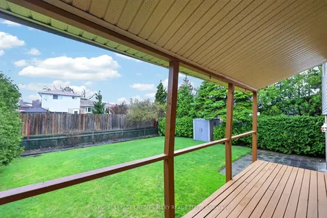 20 Willis Drive Brampton ON L6W 1A9