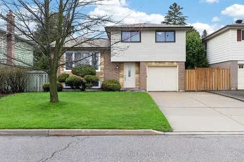 20 Willis Drive Brampton ON L6W 1A9