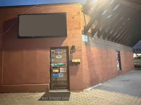 1100 Dundas Street W Mississauga ON L5C 4E7