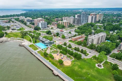 1347 Lakeshore Road Burlington ON L7S 1B1