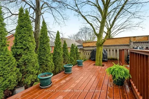1156 Augustus Drive Burlington ON L7S 2K5