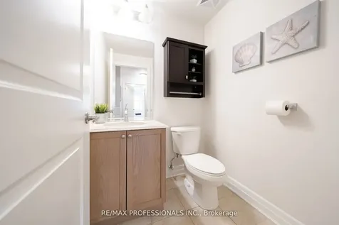 2300 Upper Middle Road Oakville ON L6M 0T4