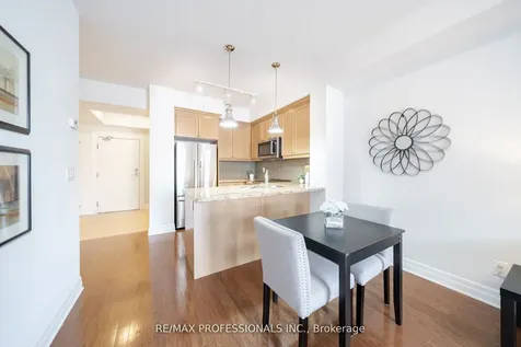 2300 Upper Middle Road Oakville ON L6M 0T4