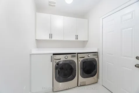 80 Scotchmere Crescent Brampton ON L6P 3A6
