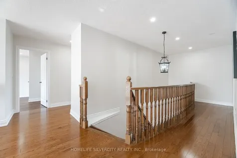80 Scotchmere Crescent Brampton ON L6P 3A6