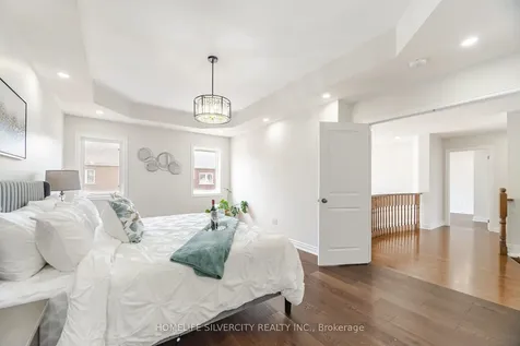 80 Scotchmere Crescent Brampton ON L6P 3A6