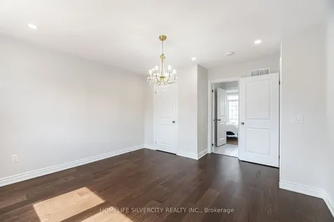 80 Scotchmere Crescent Brampton ON L6P 3A6