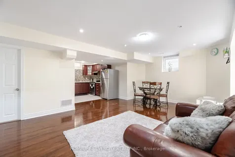 80 Scotchmere Crescent Brampton ON L6P 3A6