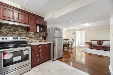 80 Scotchmere Crescent Brampton ON L6P 3A6