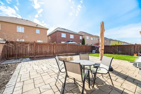 80 Scotchmere Crescent Brampton ON L6P 3A6