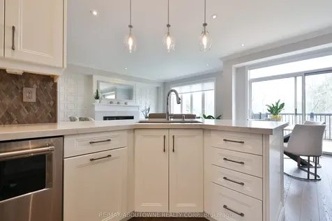 2400 Neyagawa Boulevard Oakville ON L6H 7P5