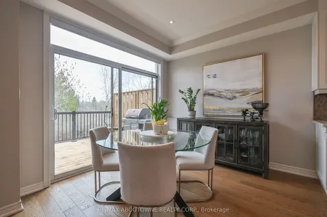2400 Neyagawa Boulevard Oakville ON L6H 7P5