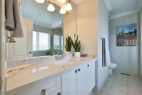 2400 Neyagawa Boulevard Oakville ON L6H 7P5