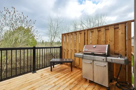 2400 Neyagawa Boulevard Oakville ON L6H 7P5