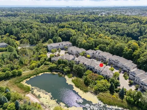 2400 Neyagawa Boulevard Oakville ON L6H 7P5