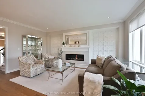 2400 Neyagawa Boulevard Oakville ON L6H 7P5