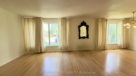 21 Mitre Place Toronto ON M9R 3C5