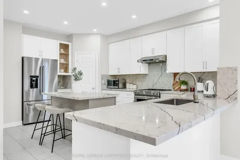 461 Downes Jackson Heights Milton ON L9T 8V7