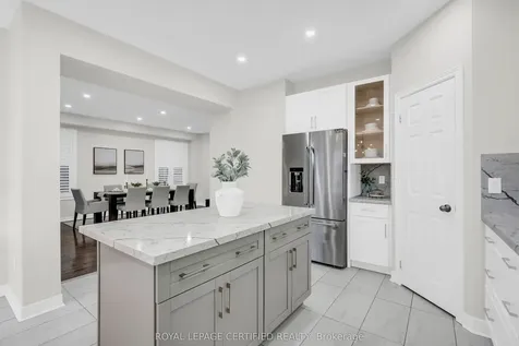 461 Downes Jackson Heights Milton ON L9T 8V7