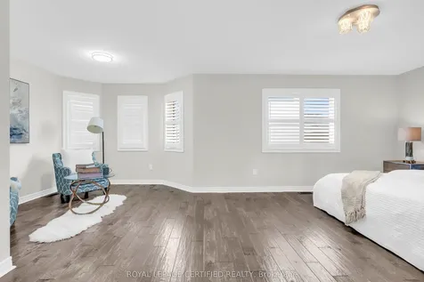 461 Downes Jackson Heights Milton ON L9T 8V7