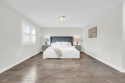 461 Downes Jackson Heights Milton ON L9T 8V7