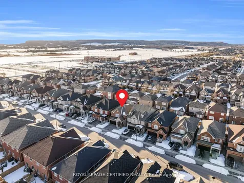 461 Downes Jackson Heights Milton ON L9T 8V7