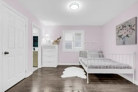 461 Downes Jackson Heights Milton ON L9T 8V7