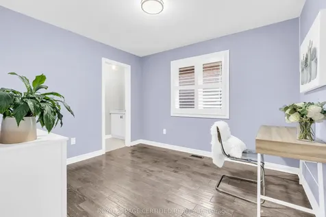 461 Downes Jackson Heights Milton ON L9T 8V7