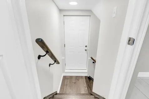 461 Downes Jackson Heights Milton ON L9T 8V7