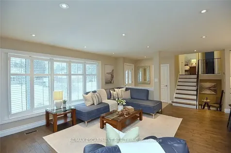626 Vanderburgh Drive Burlington ON L7T 3W6