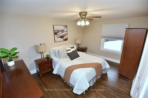 626 Vanderburgh Drive Burlington ON L7T 3W6