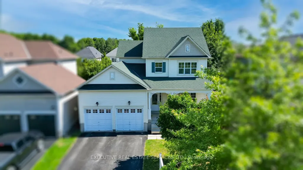 39 Hurst Street Halton Hills ON L7J 2Z8