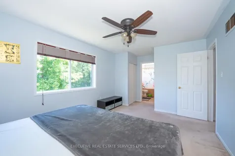 39 Hurst Street Halton Hills ON L7J 2Z8
