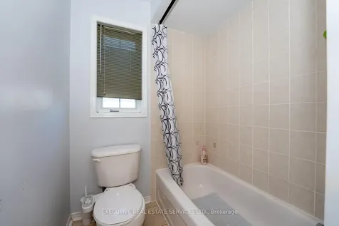 39 Hurst Street Halton Hills ON L7J 2Z8